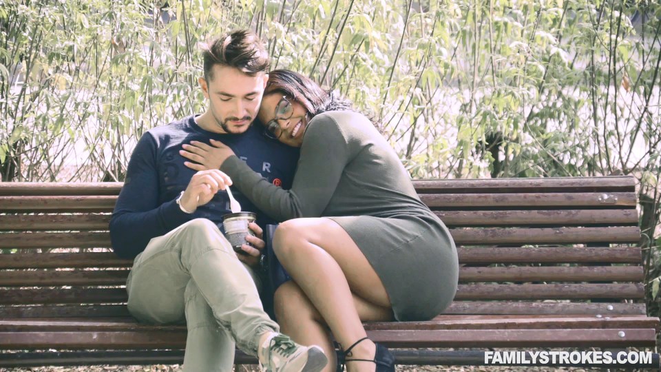 Kesha Ortega, Sheyla Ortega - Comparte Con Tu Hermanita