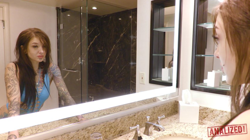 Kelsi Lynn Anal Toilet Whore